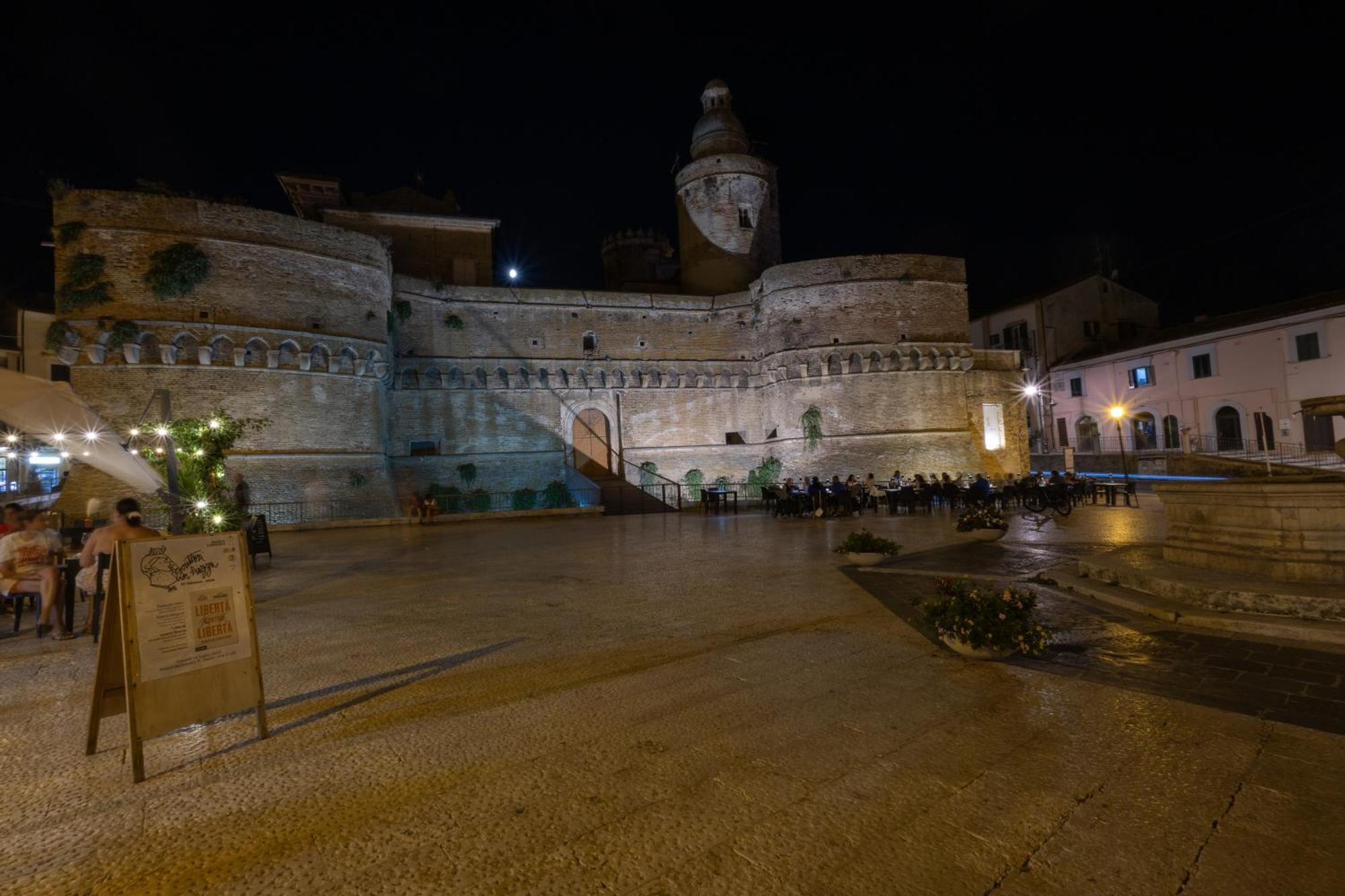 Corso Garibaldi 21 Apartment & Rooms Vasto Exteriér fotografie